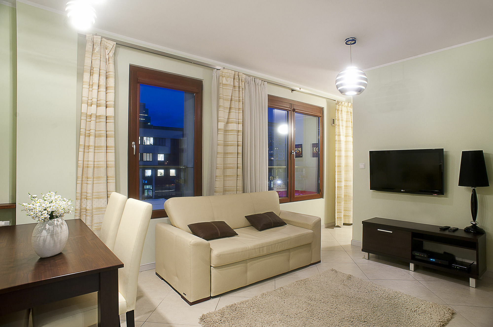 Silver Apartments Варшава Экстерьер фото